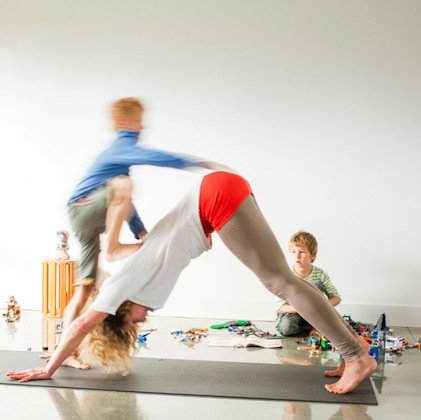 Sam loe - Family Yoga
